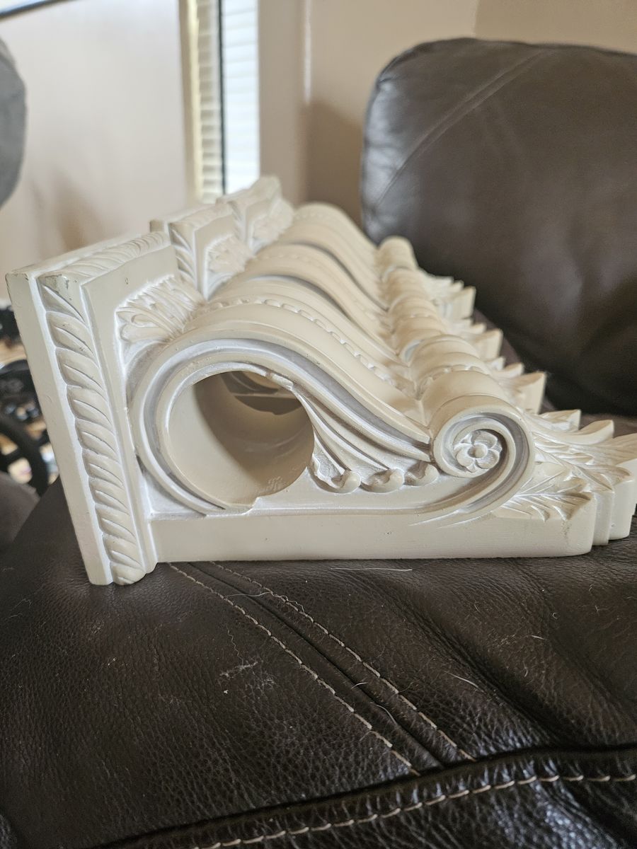 Main image 4