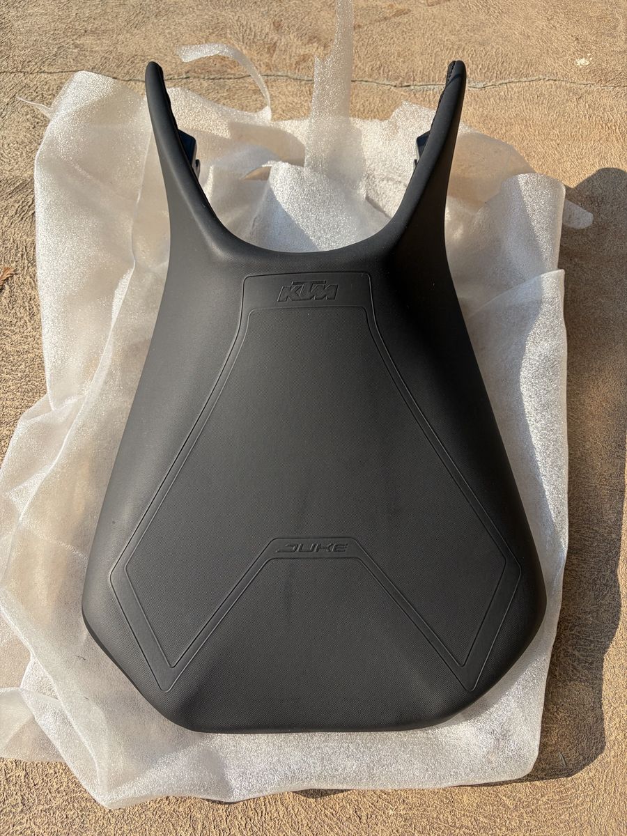 NEW OEM KTM Duke 390 Rider Seat (Fits 2017-2023 Models)