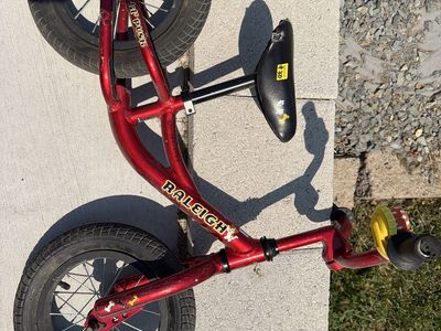 Raleigh Li'l Push Red Kids Balance Bike - Perfect for Learning to Ride!