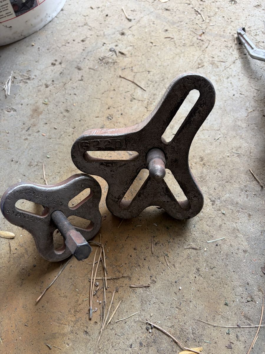 Vintage Blackhawk steering wheel/ balancer pullers