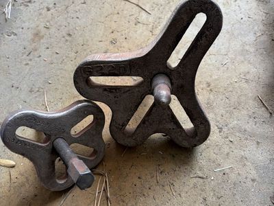 Vintage Blackhawk steering wheel/ balancer pullers