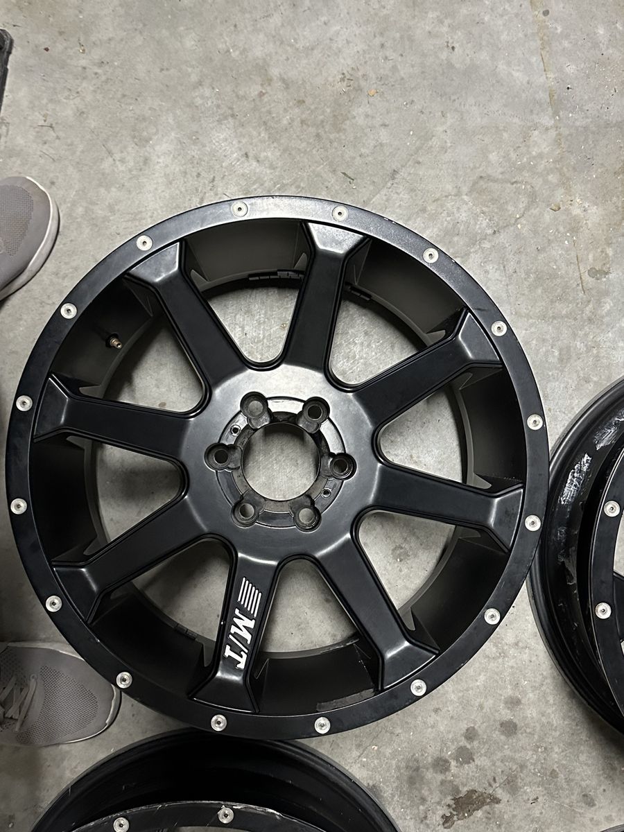 Mickey Thompson M/T Black 8-Spoke Wheels Rims Set