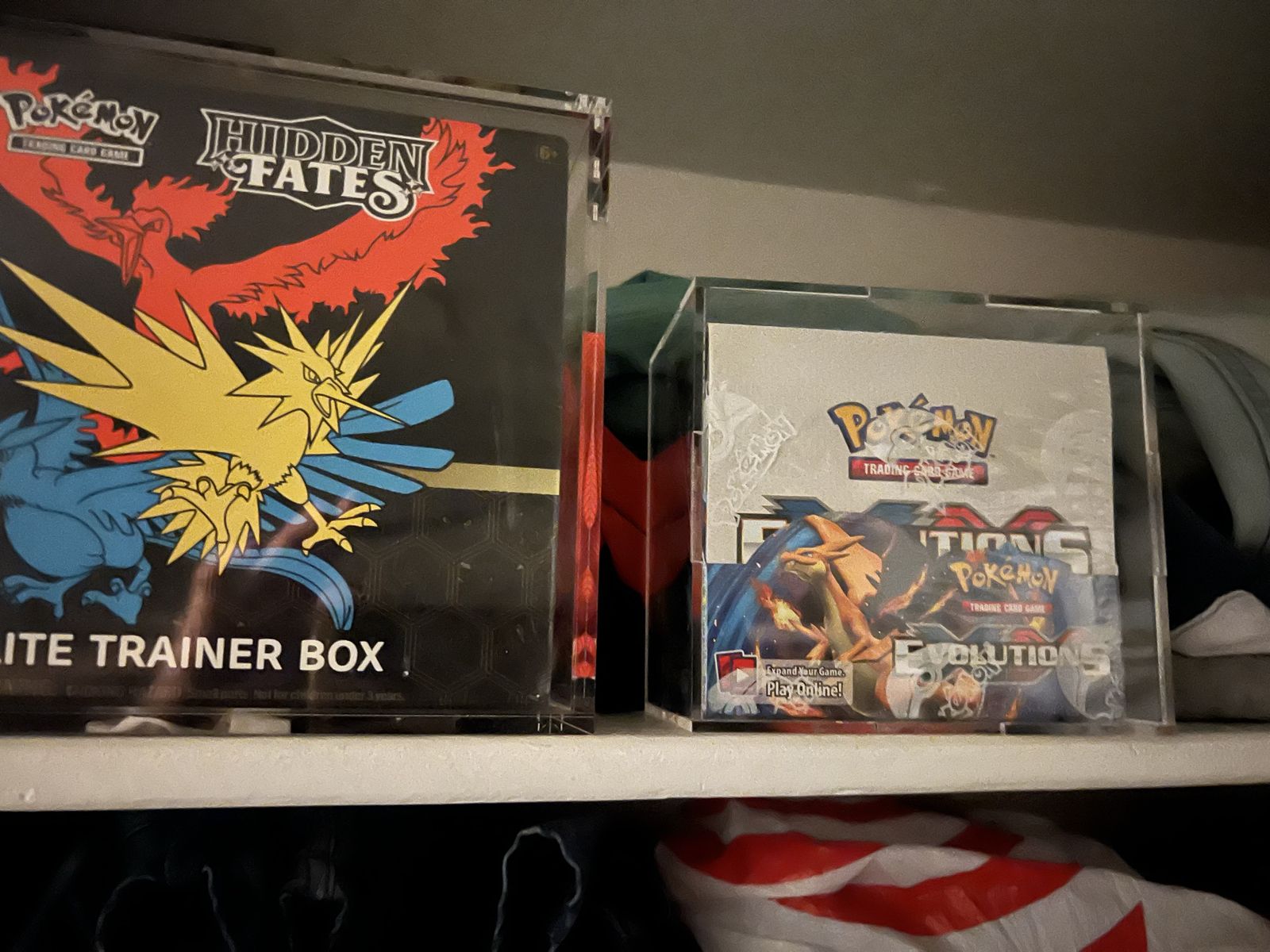 Pokémon booster box xy evolution and hidden fates