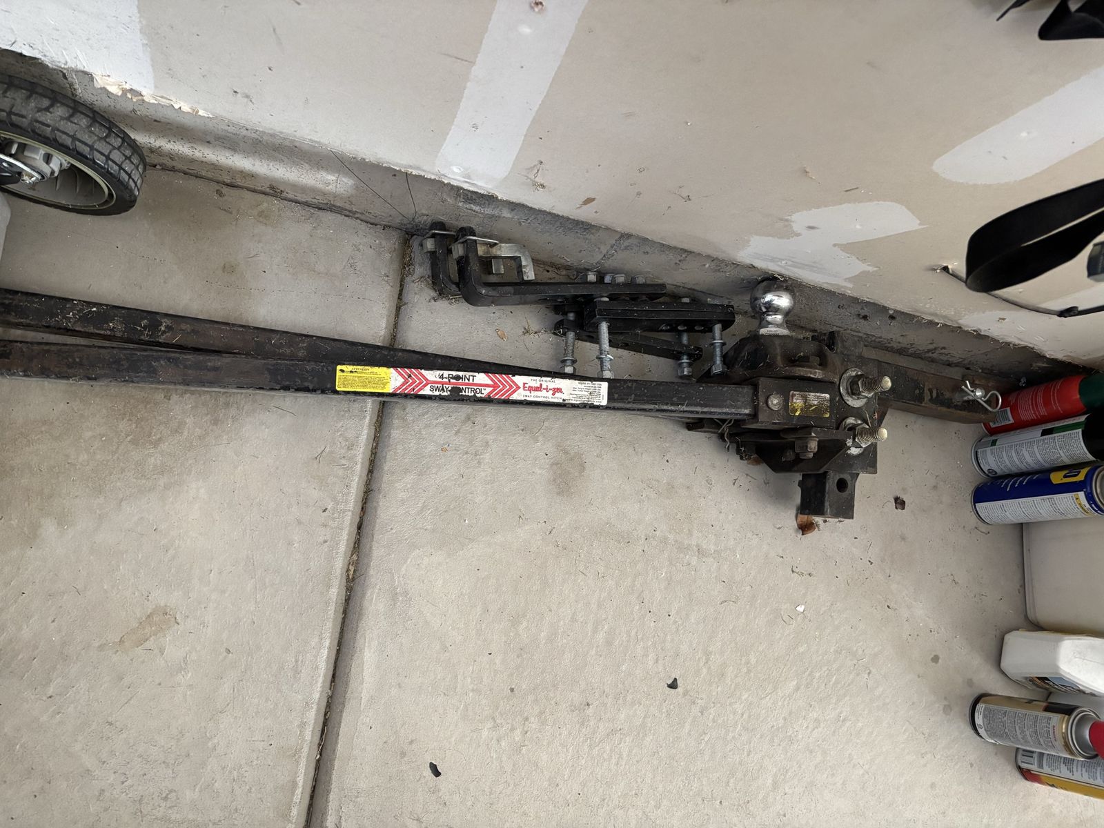 Equal-i-zer Weight Distribution Hitch 1000/10000 lbs, Anti-Sway, Standard Shank