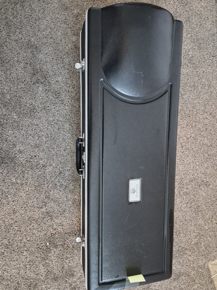 Main image 4