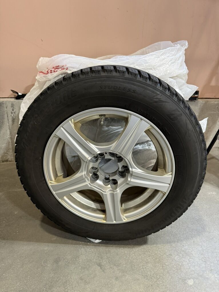 Blizzak Snow Tires And Rims 195/65R15