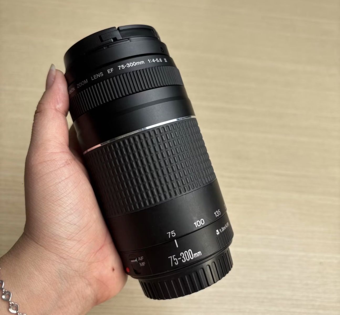 Ef 75-300
