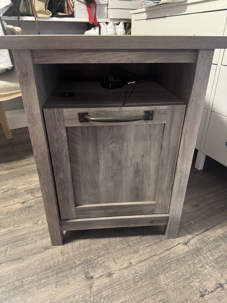 Better Homes & Gardens Modern Farmhouse Side Table with USB, Rustic Gray Finish