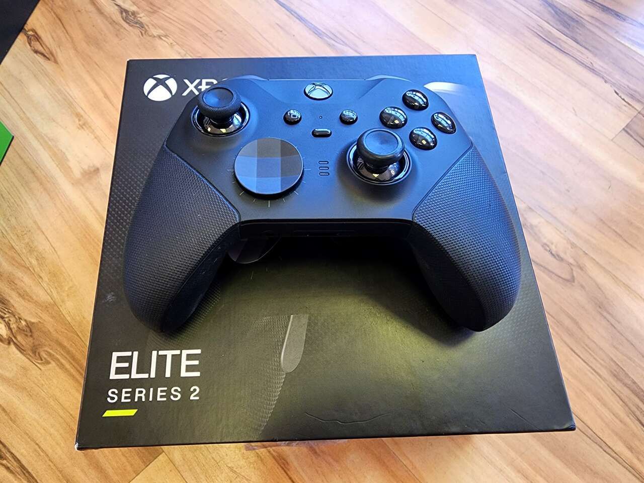 Microsoft- Xbox- Elite Series 2. Wireless Controller Black for Xbox Series X and S