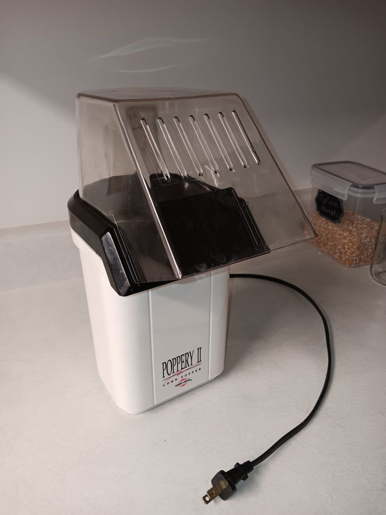 Presto PopPery II Vintage Hot Air Corn Popper Popcorn Maker (Used)