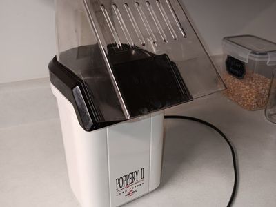 Presto PopPery II Vintage Hot Air Corn Popper Popcorn Maker (Used)
