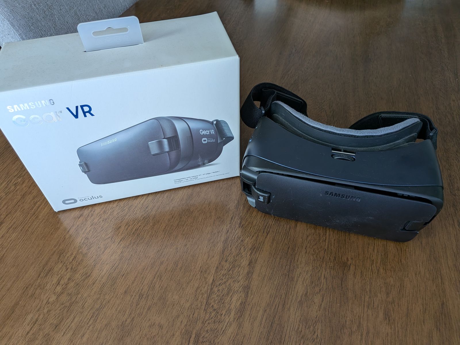 Barely Used Samsung Gear VR
