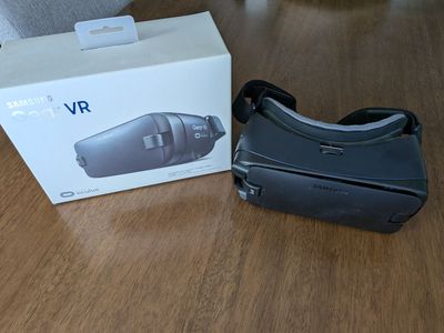 Barely Used Samsung Gear VR