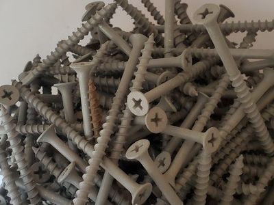 3" Grabber Screws