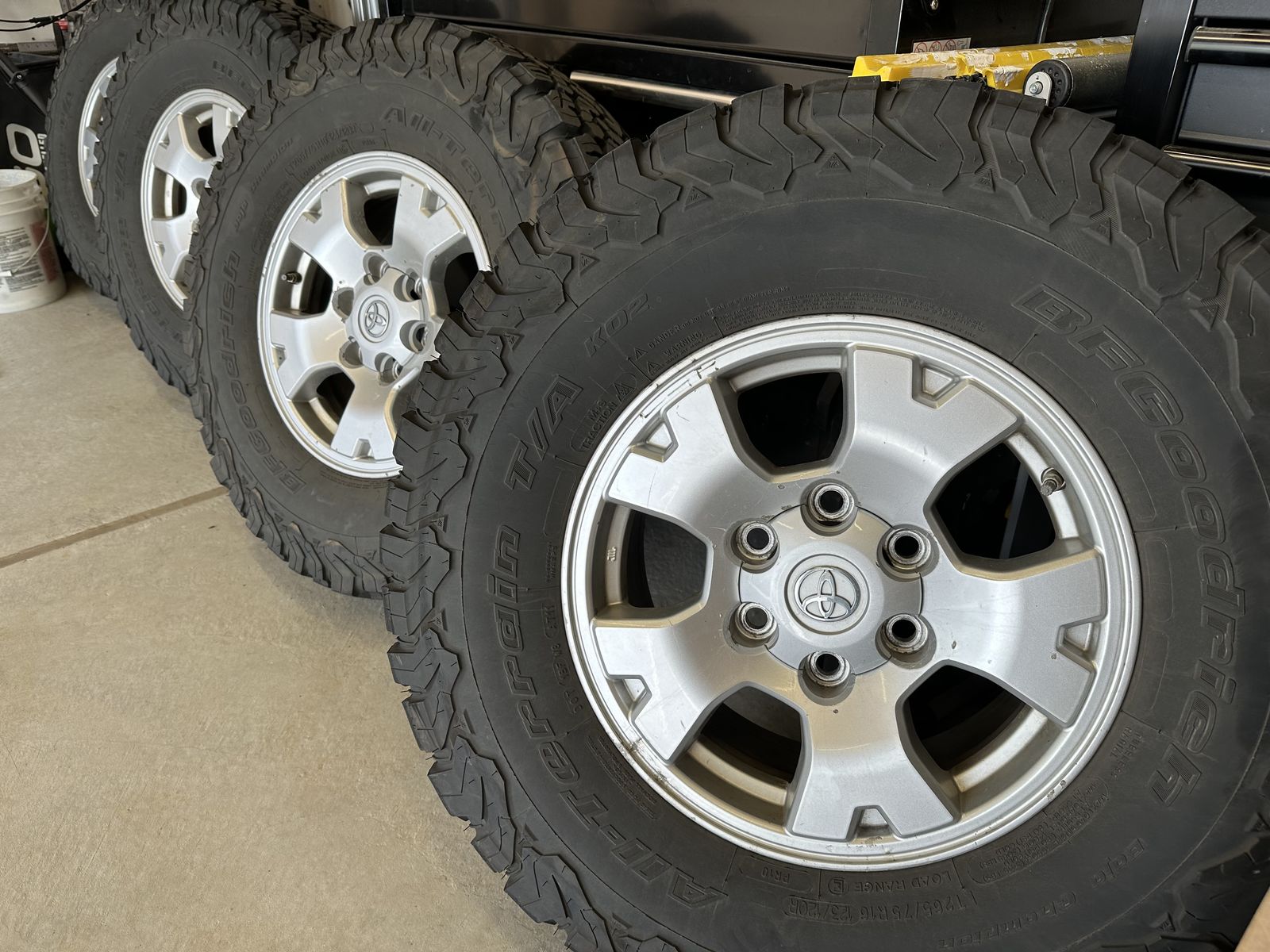 Toyota 16" Wheels w/BFGoodrich Tires x4