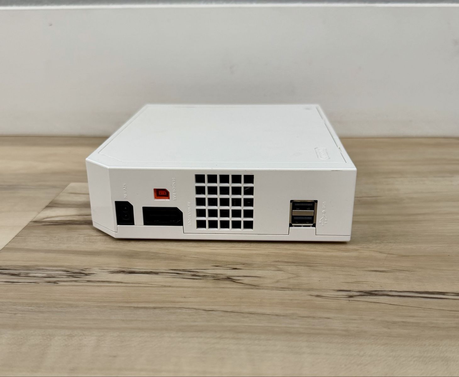 Main image 6