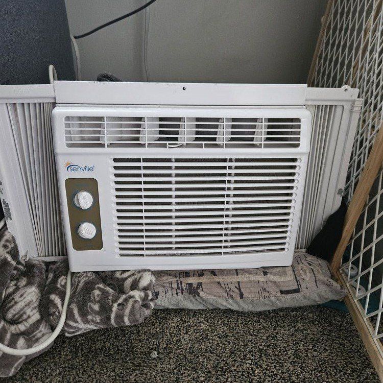 Senville 5,000 BTU window AC unit