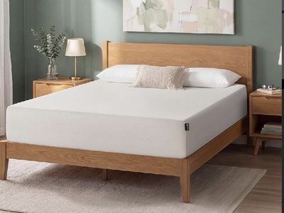 NIB ZINUS 12 Inch Green Tea Gel Memory Foam Mattress - Queen Size, Medium-Firm Feel