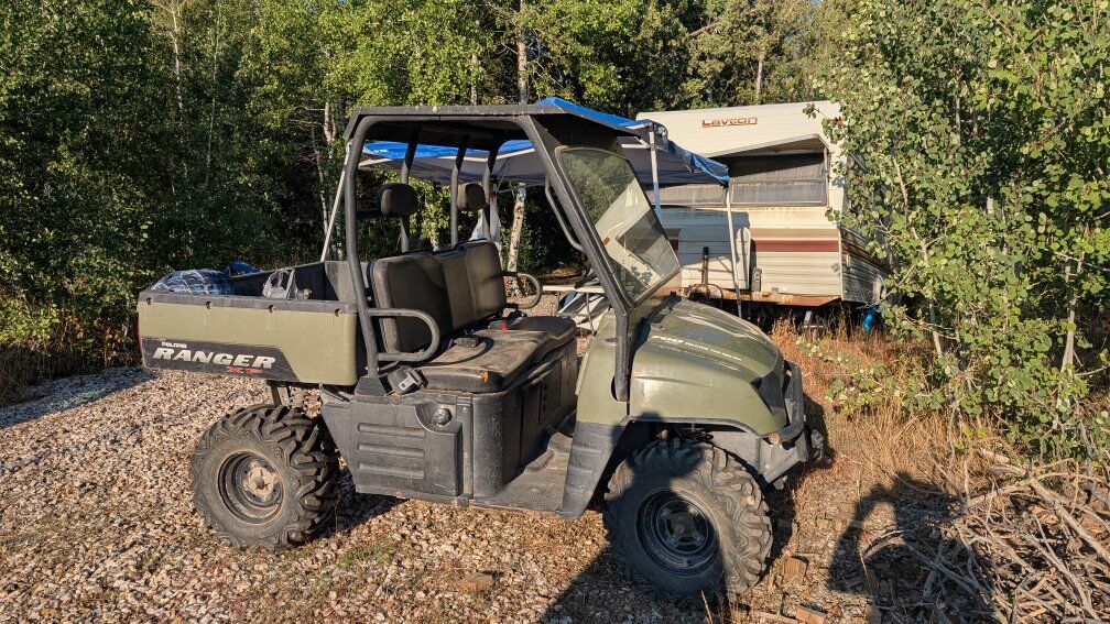 2005 Polaris Ranger XP and plow