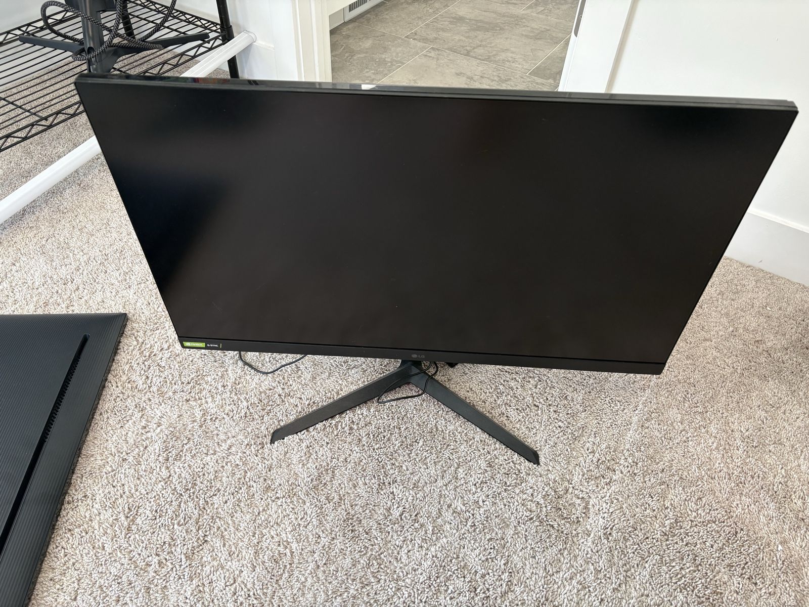 LG UltraGear 2k 32” 165 Hz monitor