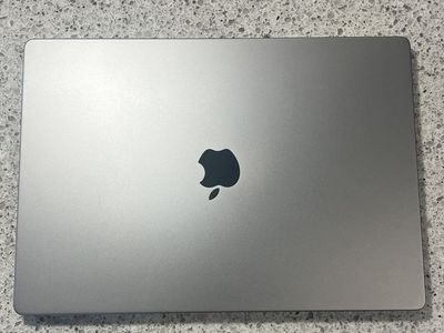 MacBook Pro 16” M1 Pro | 32GB RAM | 1TB SSD | 90% Battery | $900