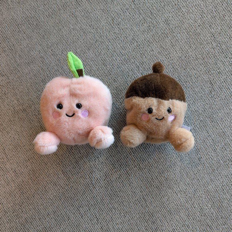 Two Palm Pals - Peach and Acorn