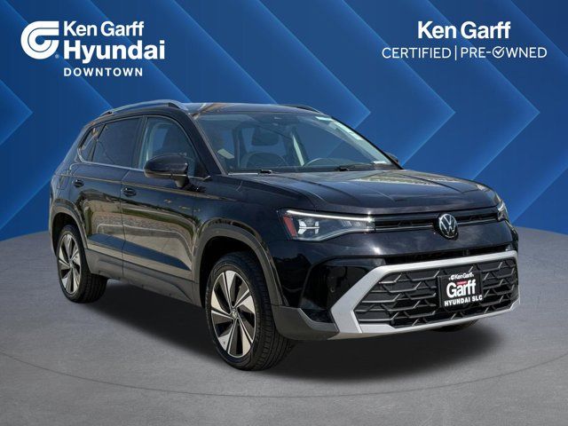 2025 Volkswagen Taos SE 4Motion