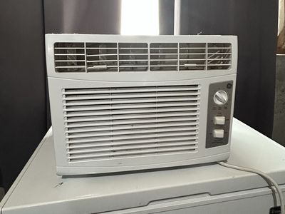 Window Air Conditioner Unit