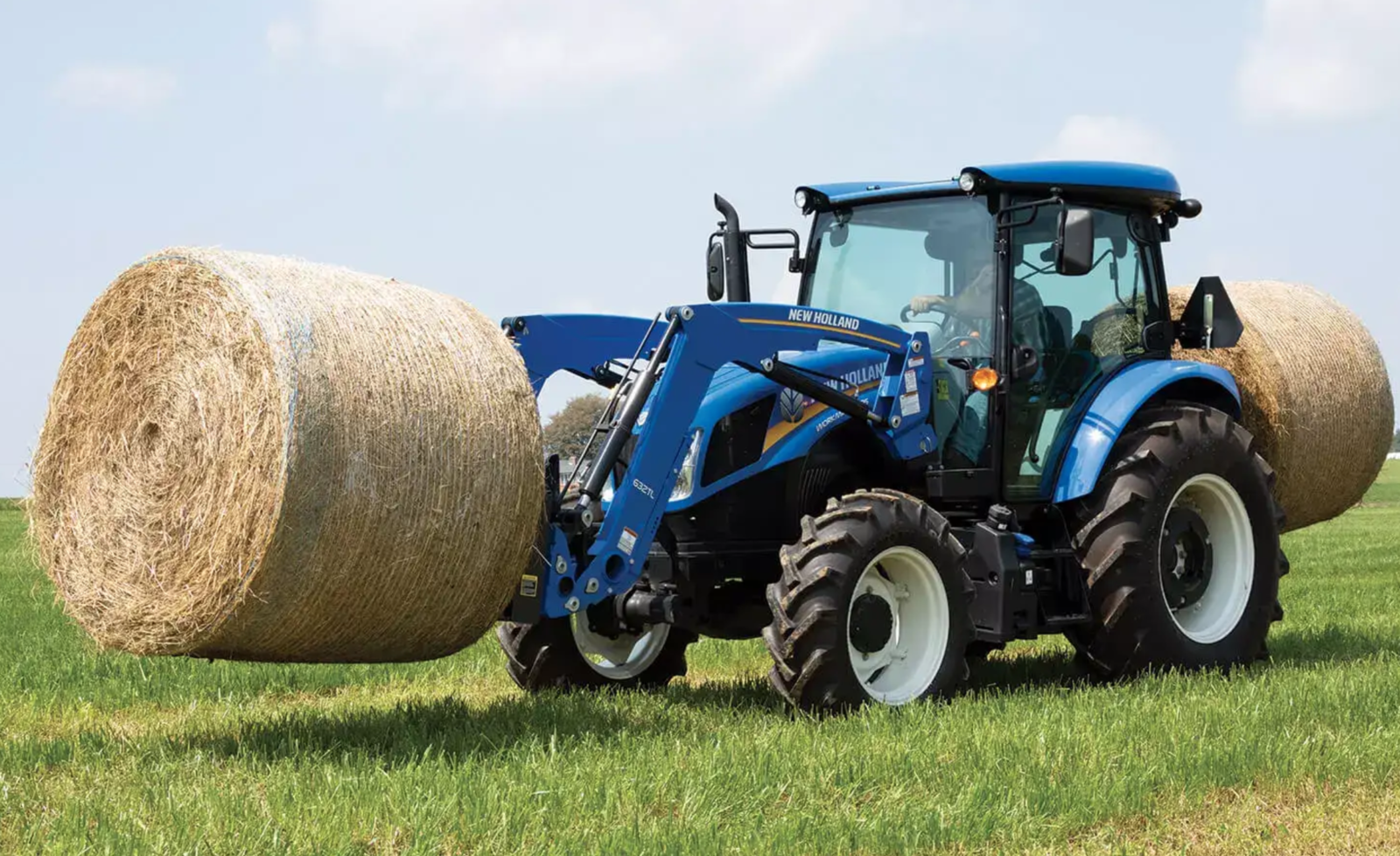 New Holland Workmaster 95 Tractor with Loader & Bucket