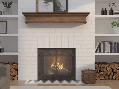 Fireplace mantle