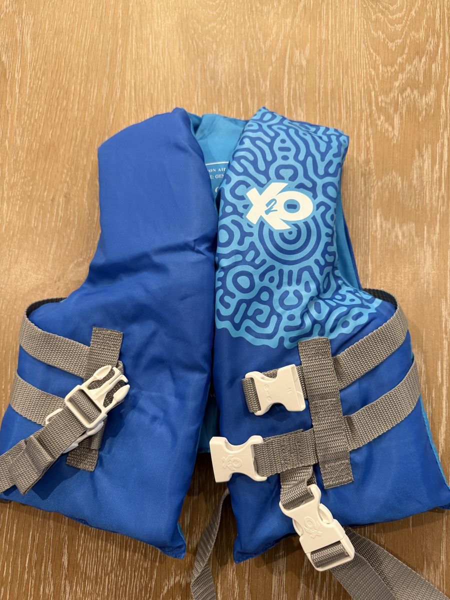 X2O Sports Child Life Jacket USCG Approved PFD Vest 30-50 lbs Blue