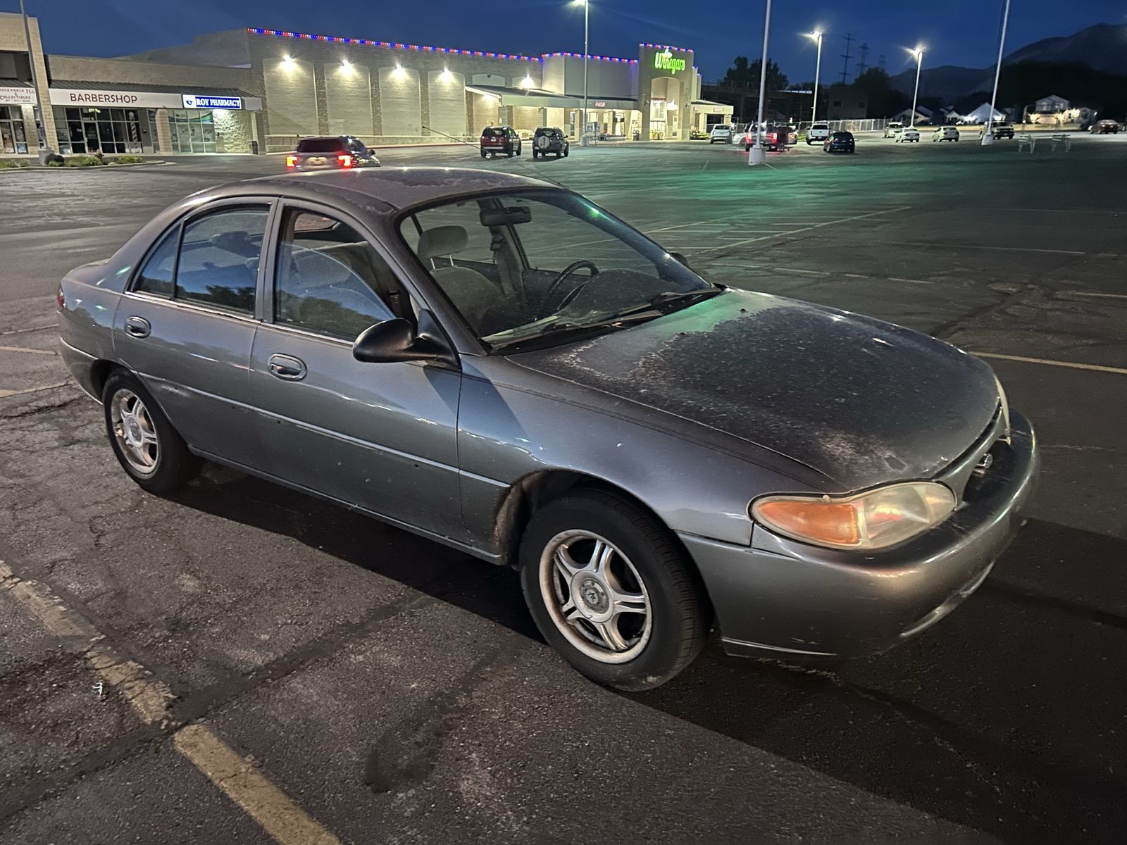 2001 Ford Escort 