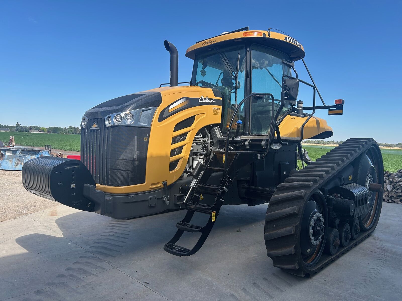 2017 Challenger MT 775E, ultra wide track tractor