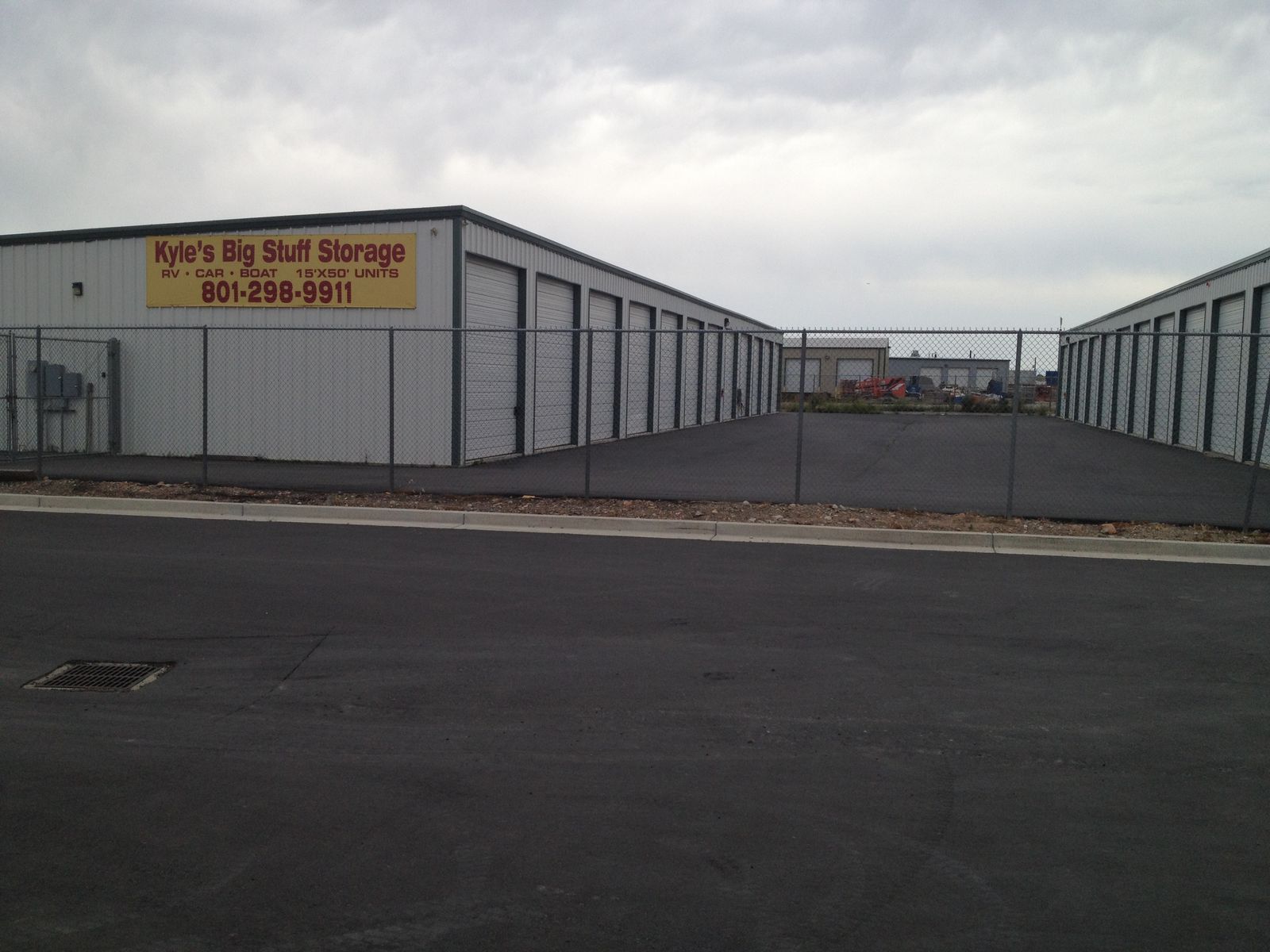 Storage Units 50' x 15' 14'x12' door