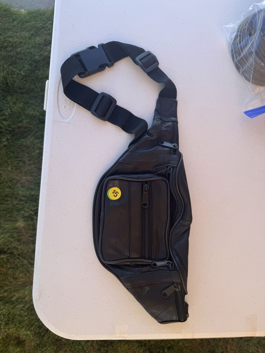 Leather Fanny Pack / waist bag