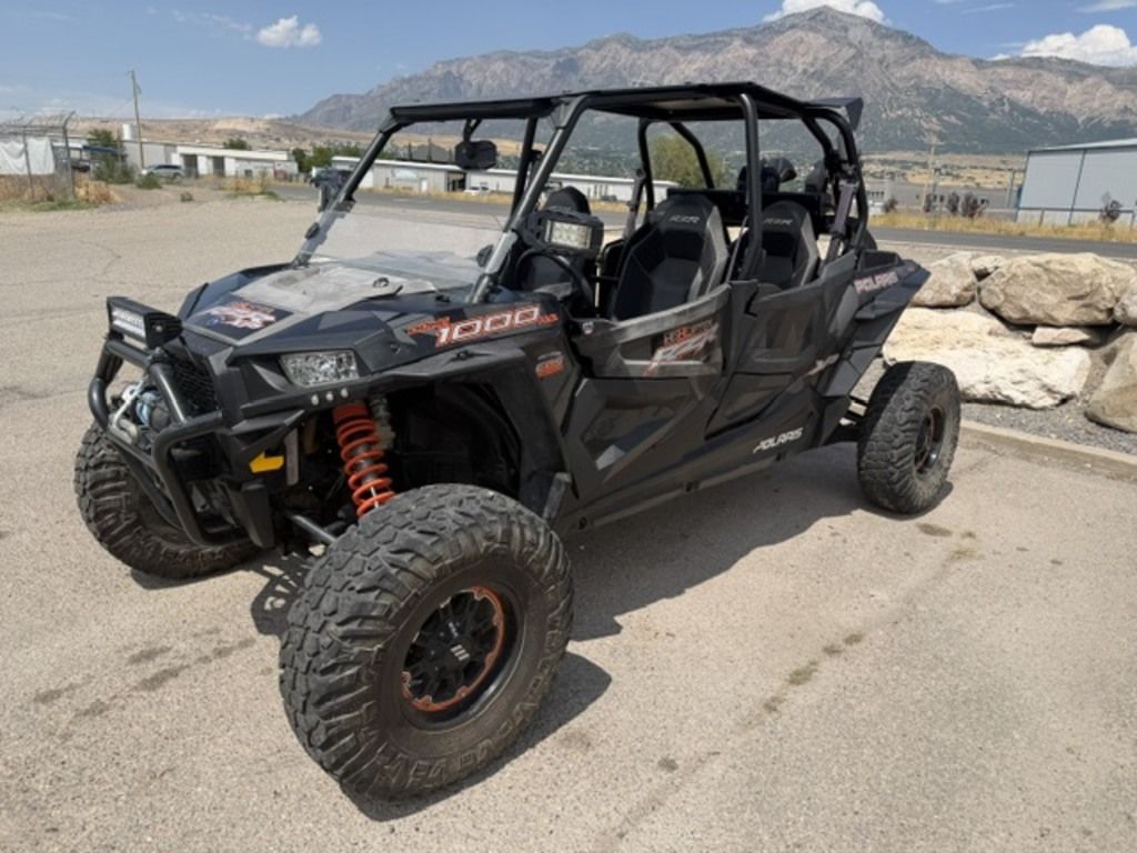 2018 Polaris® RZR XP® 4 1000 EPS High Lifter Edition Stealth Black