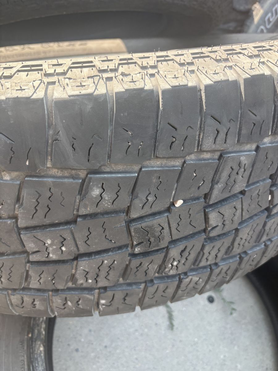 Main image 3