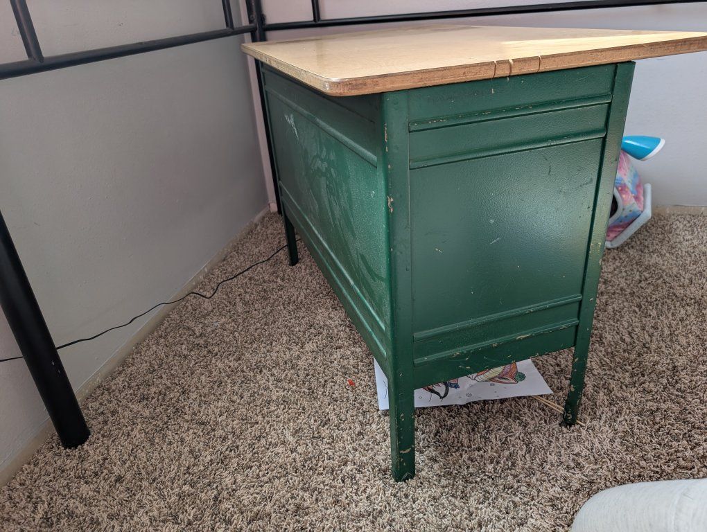 Metal Green Desk with Solid Wood Top and Chair