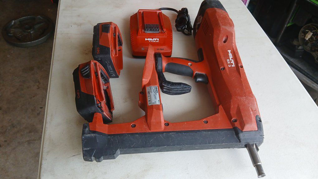 Hilti BX3 2.0 BatteryActuated Fastener Nail Gun Kit with 2 Batteries & Charger