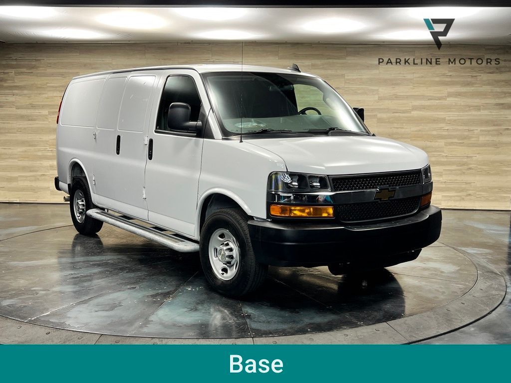 2025 Chevrolet Express 2500 