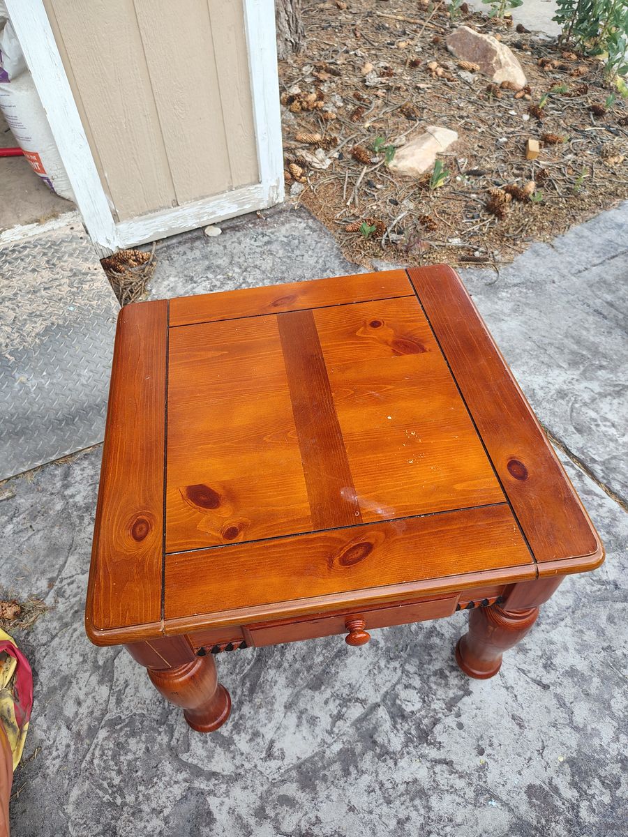 Coffee & 2 End Tables