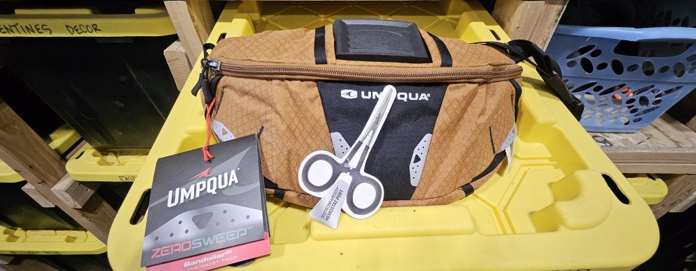Umpqua Zerosweep Fishing waist fanny pack Bandolier