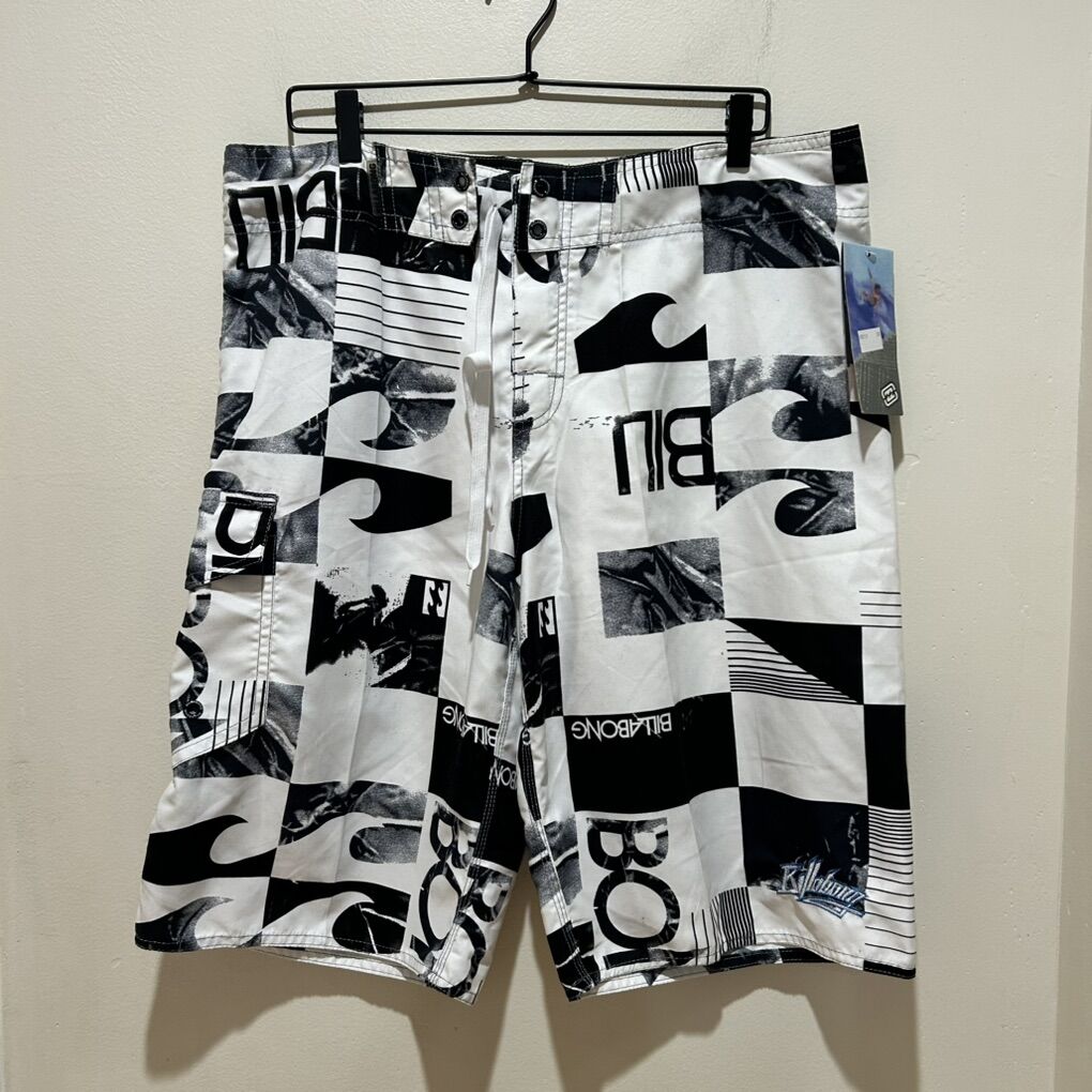 NWT Billabong Black & White Board Shorts Size 38