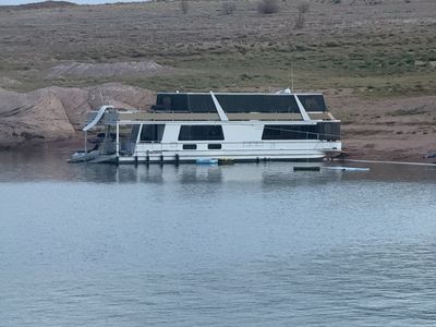 1/10 OWNERSHIP – 75’ × 18’ SKIPPERLINER HOUSEBOAT - 2 week share