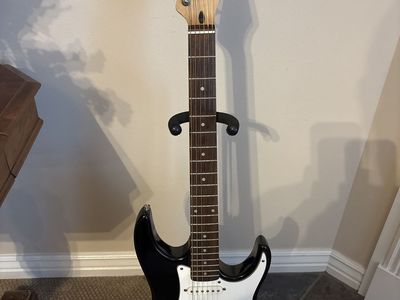 Peavey Predator Strat Style Guitar
