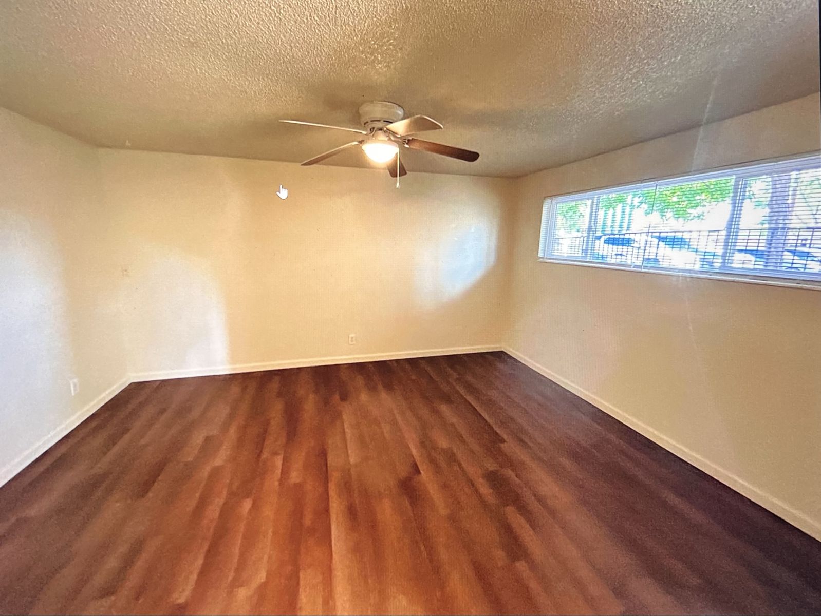 St George 2b1b Apartment For Rent