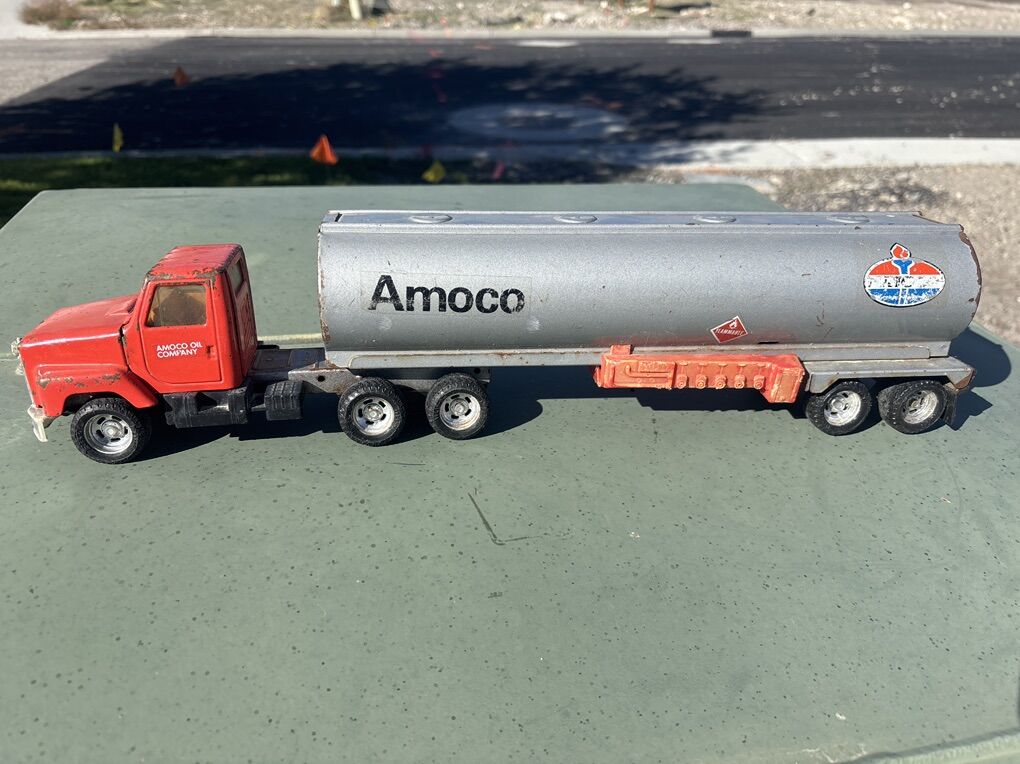 Vintage Amoco Semi