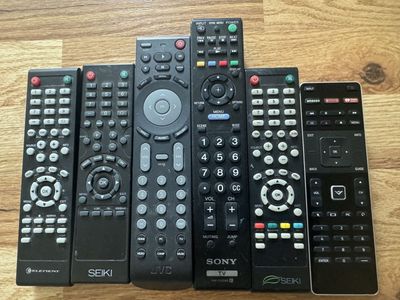 TV Remote Controls Lot of 7- Sony JVC Seiki Element Vizio, TCL