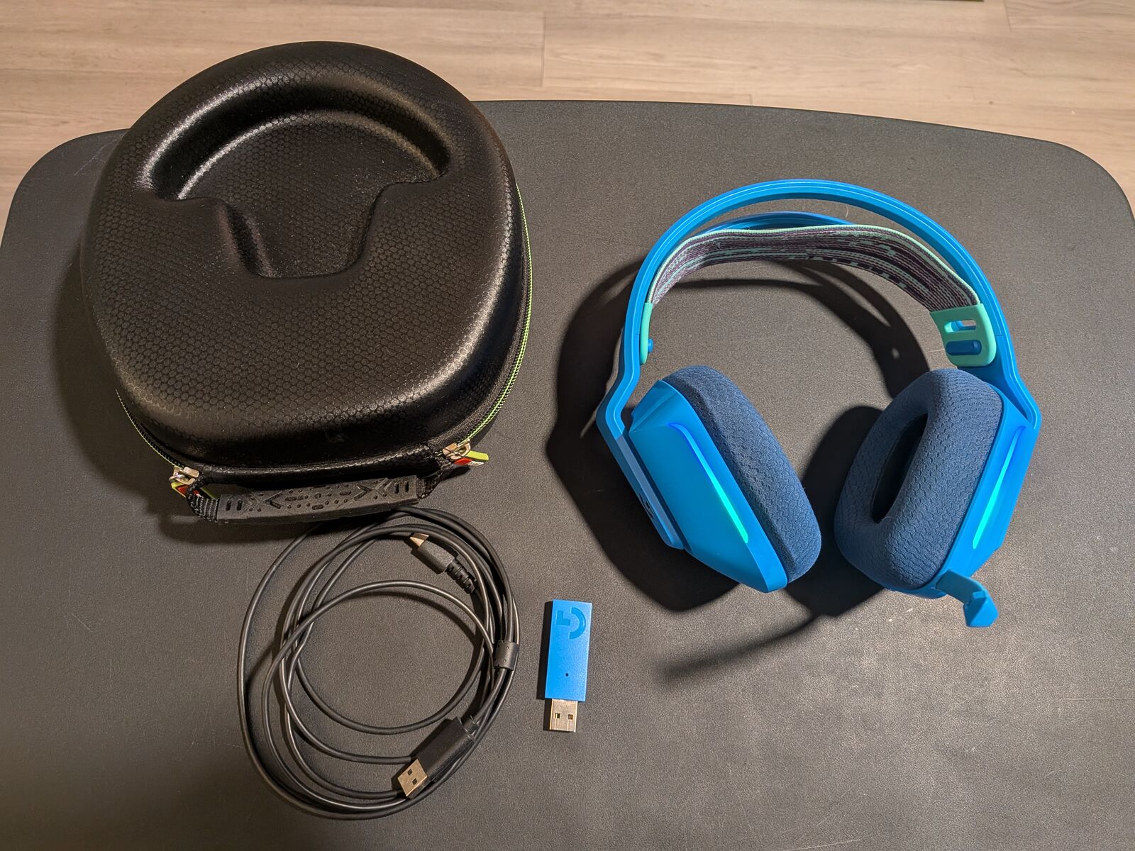 Logitech G733 Lightspeed Wireless Gaming Headset with LIGHTSYNC RGB