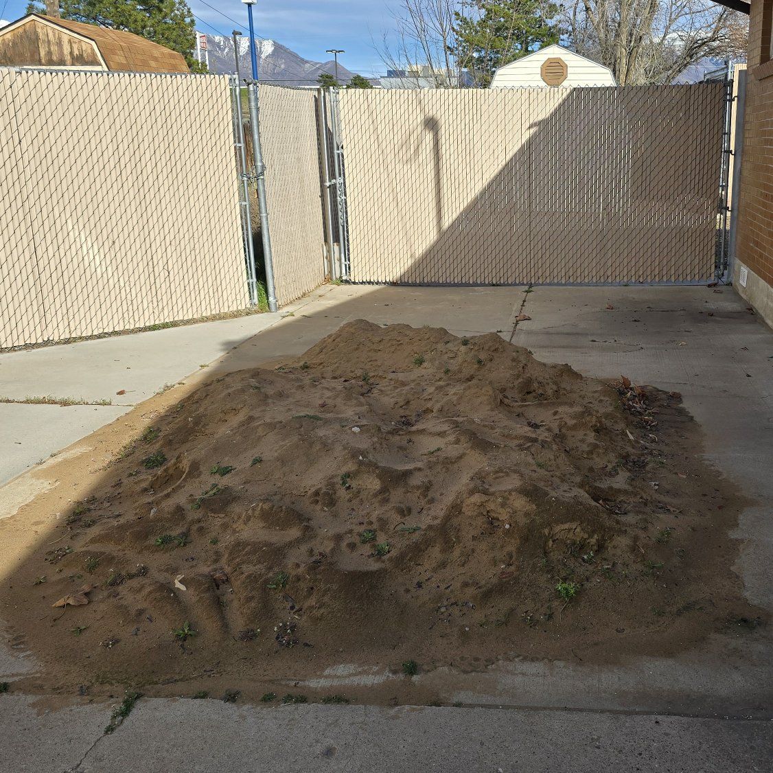 FREE Clean Fill Dirt